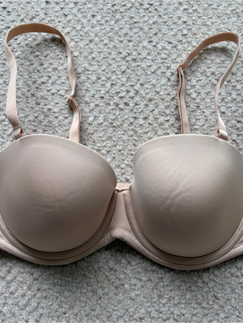 Wacoal Light Nude Smooth Molded T-Shirt Bra 36C. EUC